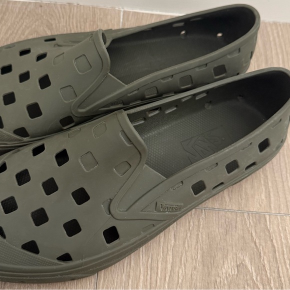 VANS Trek Slip-On Sandal - Picture 9 of 11